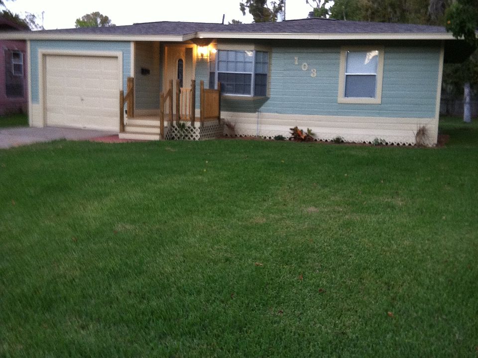 1st image of 103 Acacia St