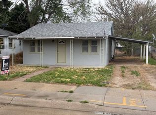 209 E 1st St, Oshkosh, NE 69154