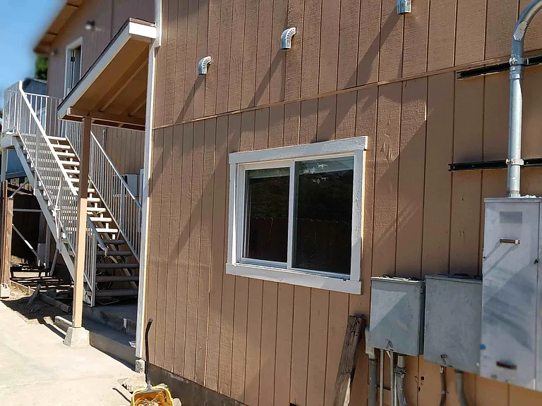 1514 Ewing St — Photo 2
