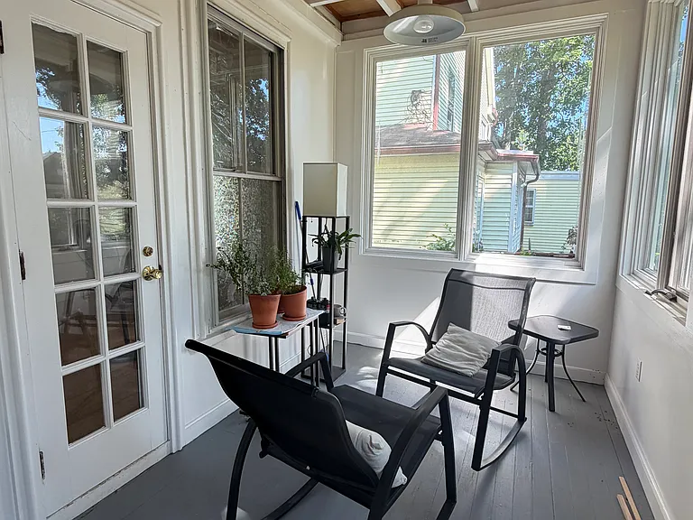 169 Stratford St #1 — Photo 16