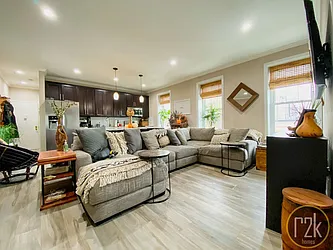 Rented by Realty 2000 Corp