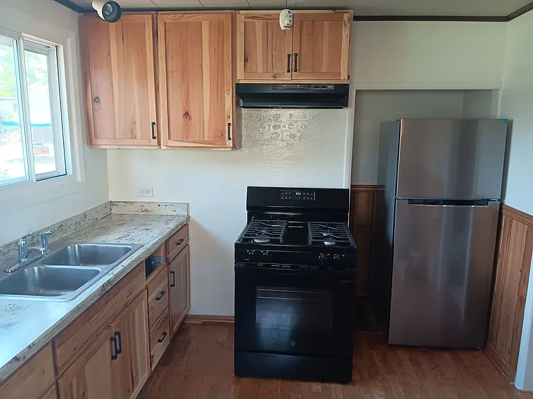 122 E Roosevelt Ave — Photo 18