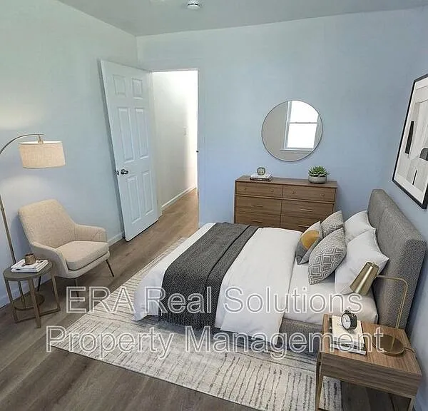 1665 Elaine Rd — Photo 4