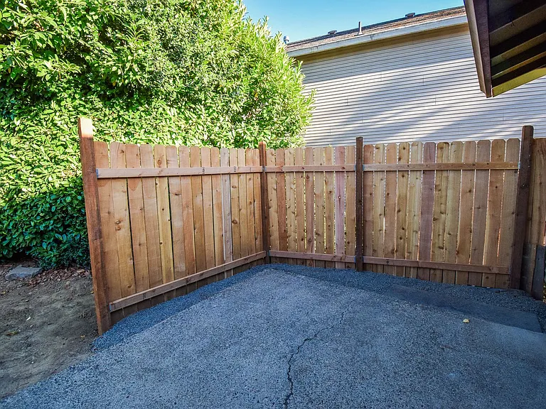 Newly Updated Single Level 2 Bedroom Apt in SE Portland! — Photo 8