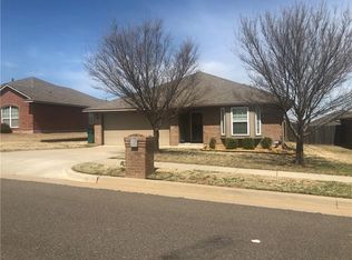 11221 NW 99th St, Yukon, OK 73099