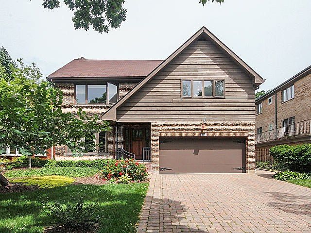 1st image of 410 N Oak Park Ave