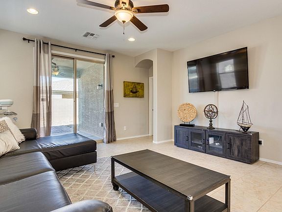 3rd image of 3224 W Gran Paradiso Dr