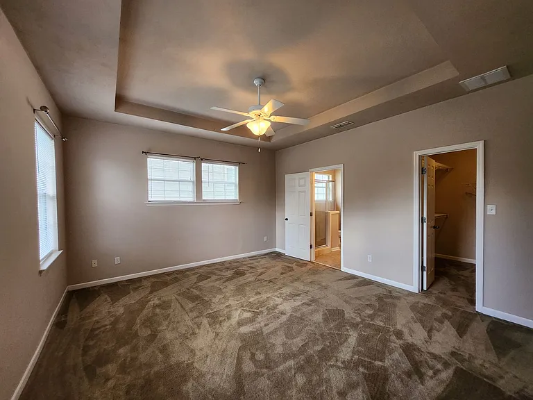 5521 Hampton Woods Way — Photo 23