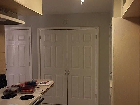 4th image of 1102 Crestridge Dr