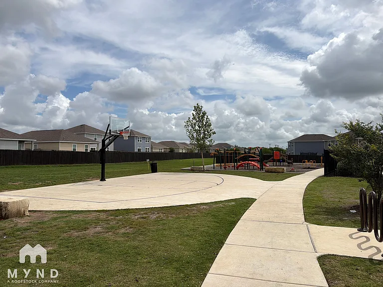 5924 Pearl Mdw — Photo 30