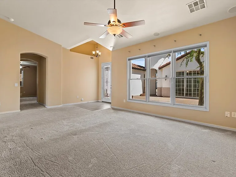 2435 E Desert Broom Pl — Photo 11