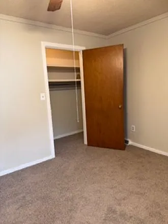 28 Scottie Ct #B — Photo 12
