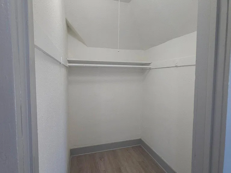 1709 Linden Ave #2 — Photo 21