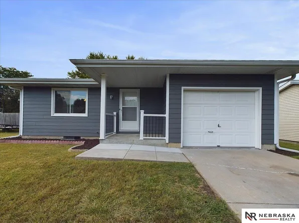 1809 SW 22nd St, Lincoln, NE 68522
