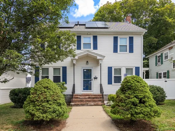 24 Chauncey Ave, Lowell, MA 01851