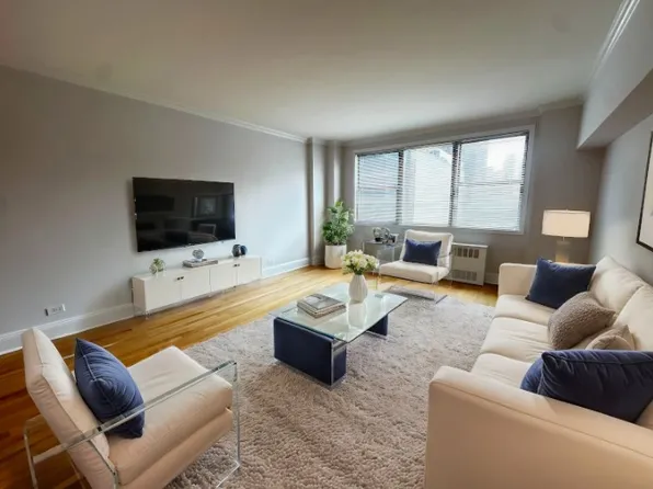 442 West 57th Street image 1 of 10