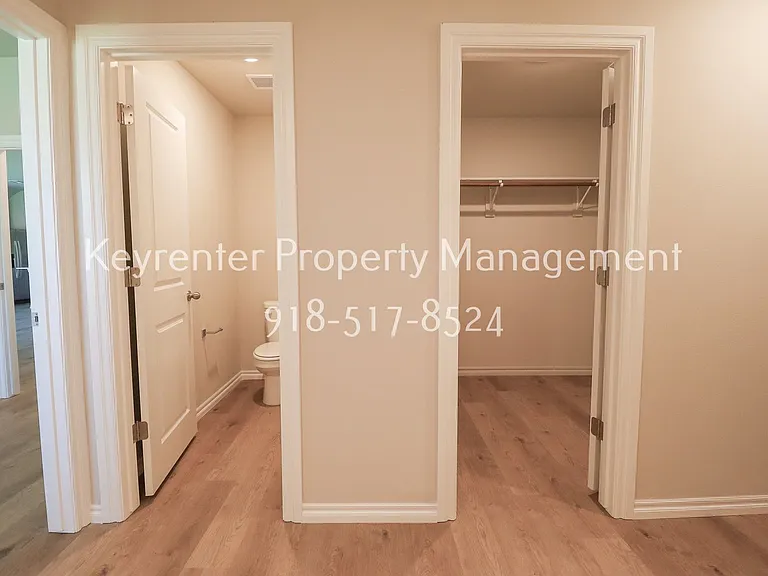 15610 S 75th East Ave — Photo 37