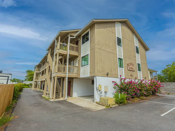 603 Wagon Wheel Rd. #201, Myrtle Beach, SC 29572