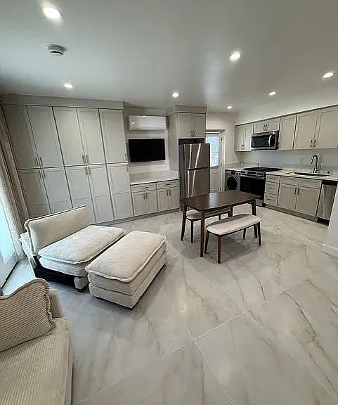 29082 Madrid Pl — Photo 1