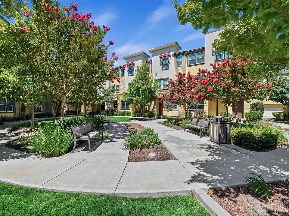 1st image of 5637 Melodia Cir