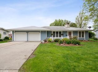 208 E Oak St, New Sharon, IA 50207