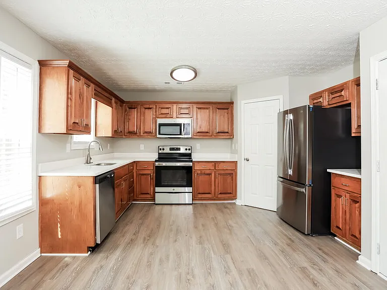4093 Hodgdon Corners Dr — Photo 6