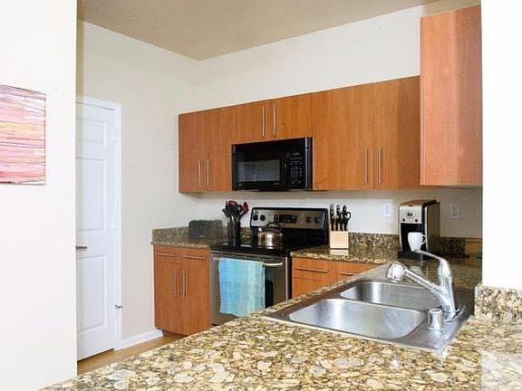 4th image of 1060 S 3rd St APT 148