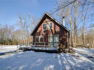 9681 Stony Hollow Dr, Tobyhanna, PA 18466