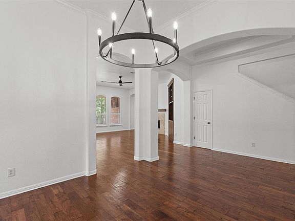 5th image of 10421 Hansa Dr