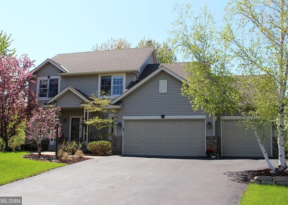 1st image of 3943 Arlington Dr