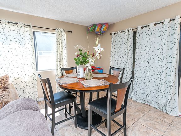 4th image of 1239 W Rosecrans Ave APT 1