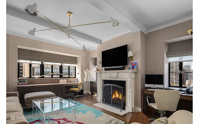 Sold by Douglas Elliman | media 10