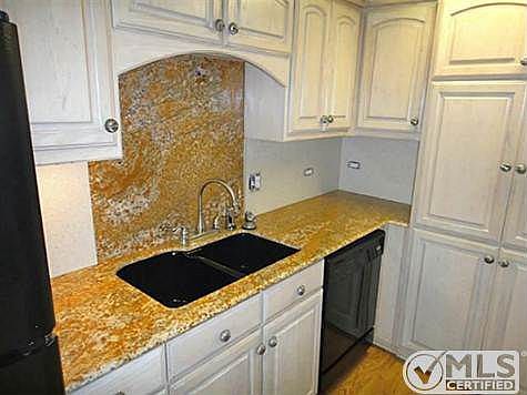 2nd image of 6211 W Northwest Hwy APT 301