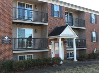 301 W Stephen Foster Ave #325, Bardstown, KY 40004