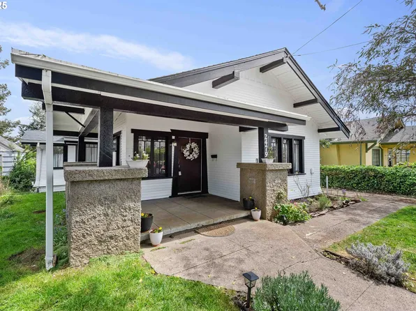 2479 Sherman Ave, North Bend, OR 97459