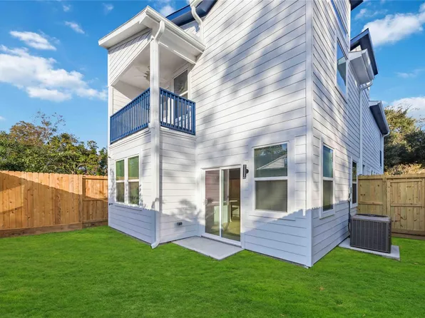 7415 Easter St, Houston, TX 77088