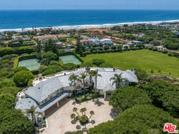 6051 Philip Ave, Malibu, CA 90265