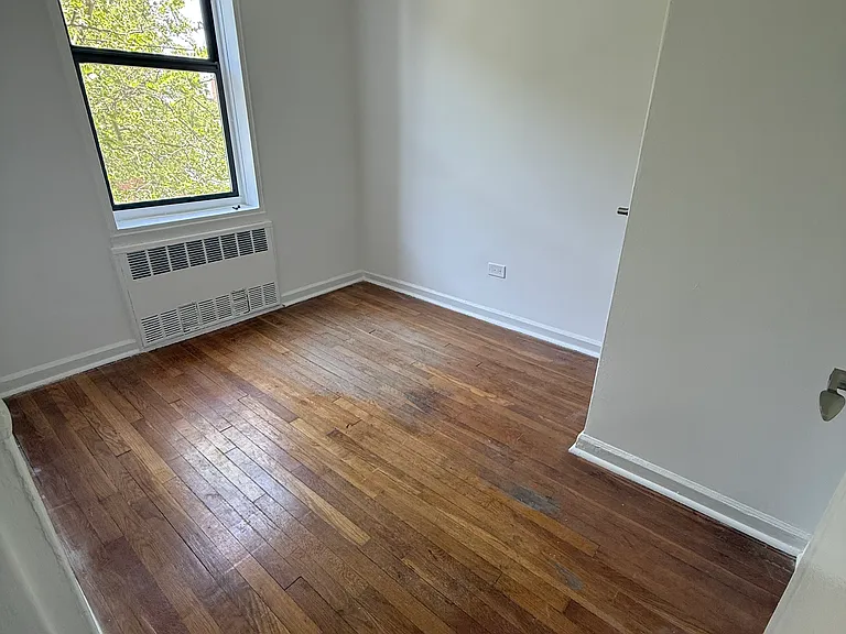 2365 E 13th St #5J — Photo 7