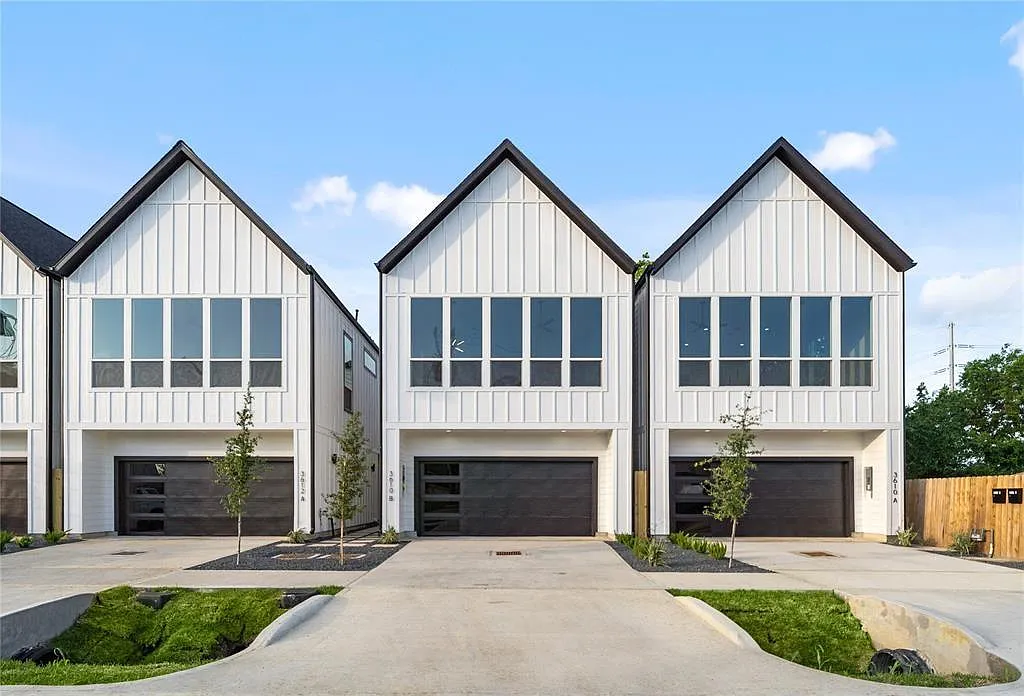3 bed, 2.5 bath, 1479 sqft, $2,600 — Photo 1