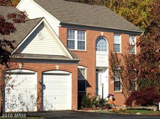 8433 Ambrose Ct, Springfield, VA 22153