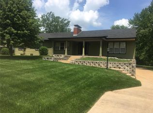 1149 Marsh Ave, Ballwin, MO