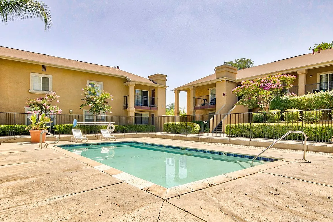 Magnolia Villas — Photo 1