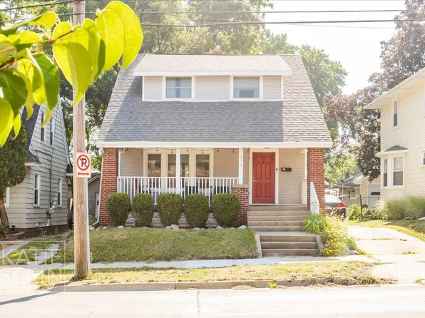 226 Diamond Ave NE, Grand Rapids, MI 49503