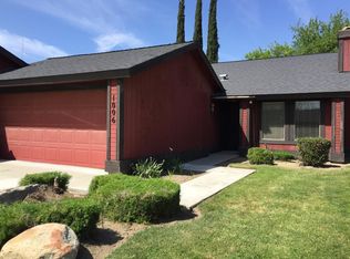 1006 E Oakridge Ave, Visalia, CA