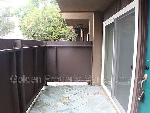 2nd image of 3456 Castle Glen Dr Unit 160
