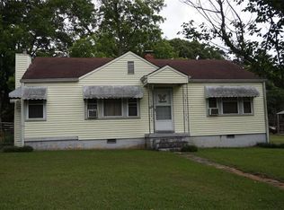 829 Warren Dr, Forest Park, GA 30297