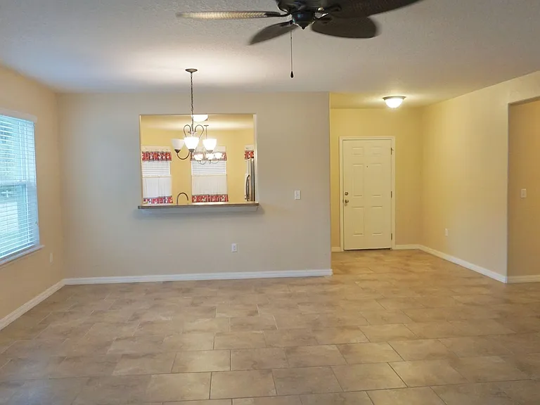 1445 Wallace Manor Pass — Photo 4