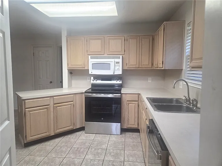 6417 Bellac St — Photo 7