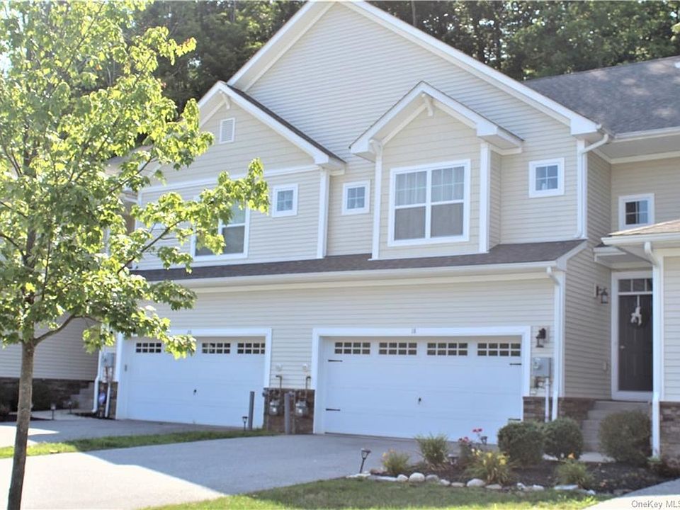 1st image of 18 Stonerose Ct