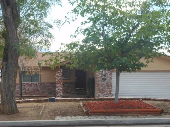 14 Pine St, Wofford Heights, CA 93285